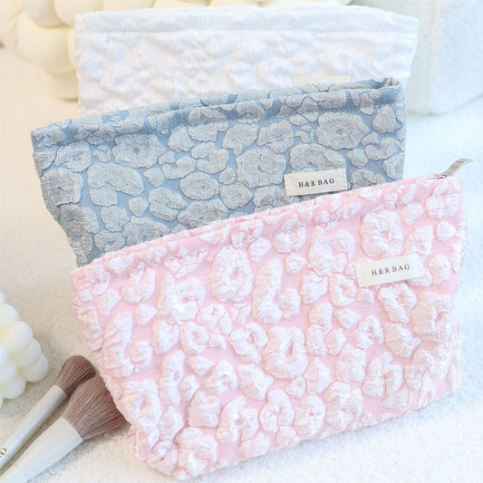 Puff Bubble Cloud Portable Cosmetic Bag, Large Capacity, Non-, Oil-Free Polyester Makeup Pouch for Travel Toiletry Storage (B01006)