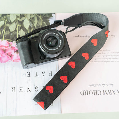 Black thickened heart-shaped camera strap with elegant pattern for Canon, Sony, Nikon, Fuji